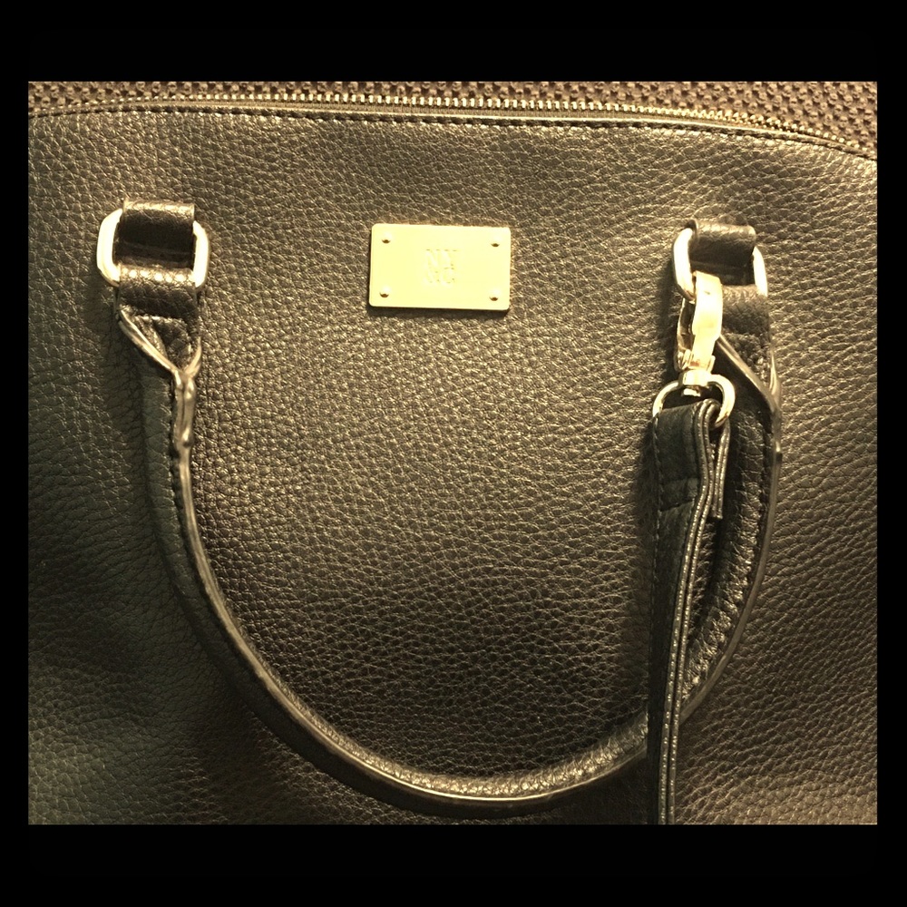 Ny & C black Purse